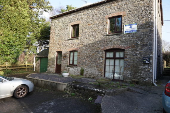 1 Bedroom Flat